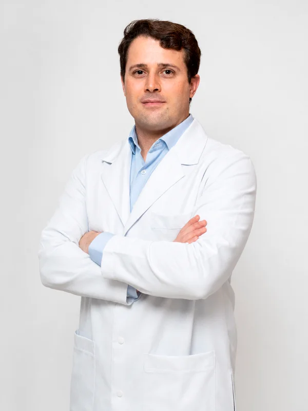 Dr. Leandro Custódio Amaral, neurocirurgião